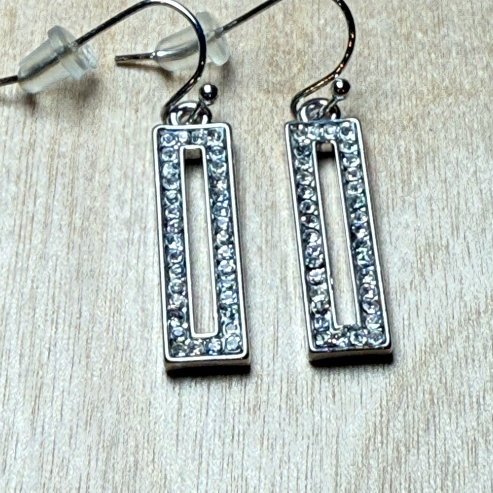 Elegant‎ Silver Crystal Drop Earrings
